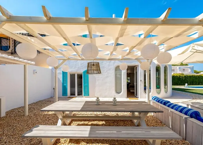Canada Villa