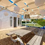 Villa Canada *